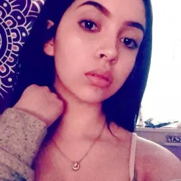 Leila18